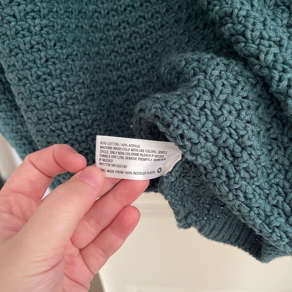 Universal thread sweater - Picture 4 of 8